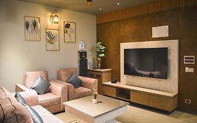 Sscoconest Luxury Service Apartments
